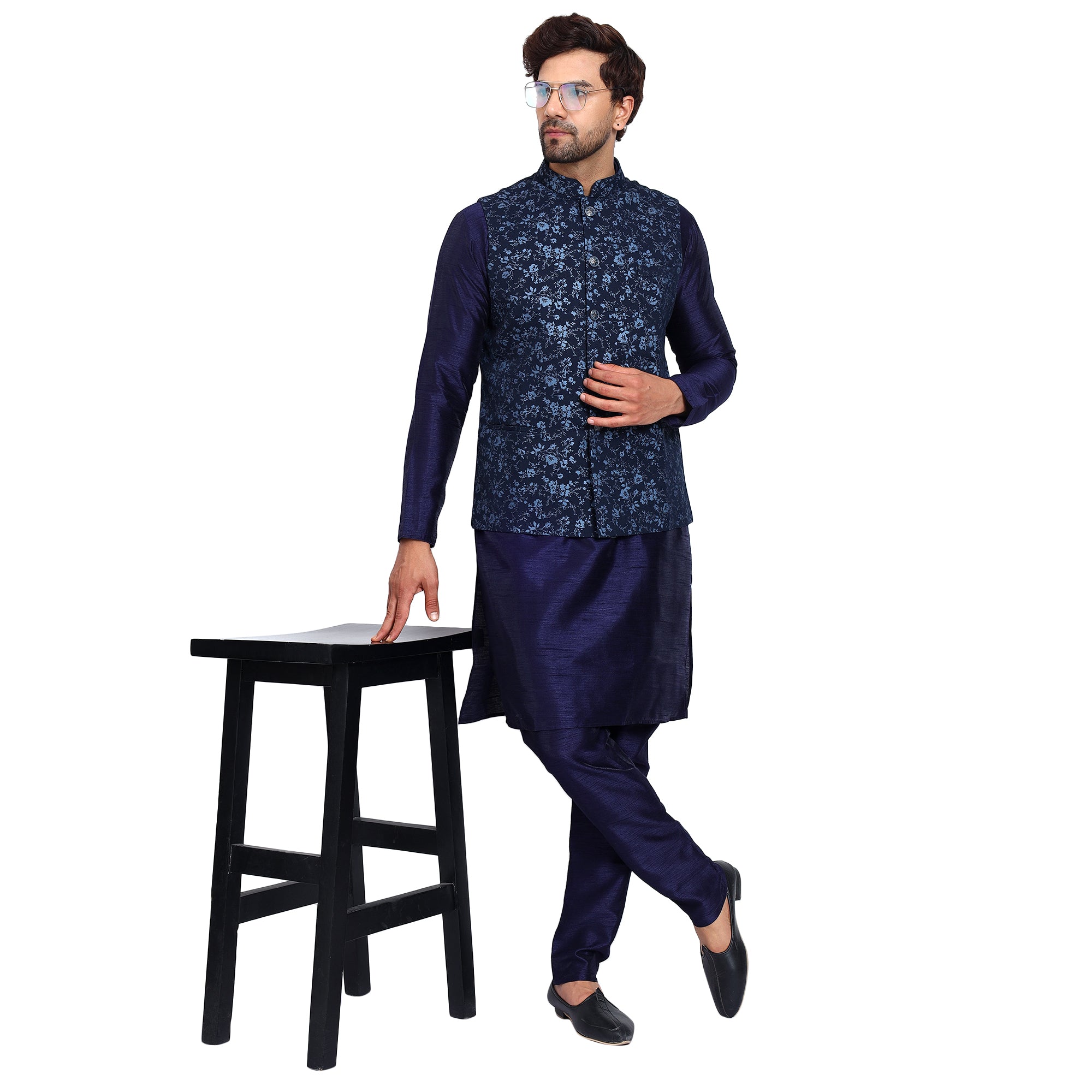 FBJK-57. Men’s Luxury Navy Blue Floral Textured Suiting Waistcoat | Ta